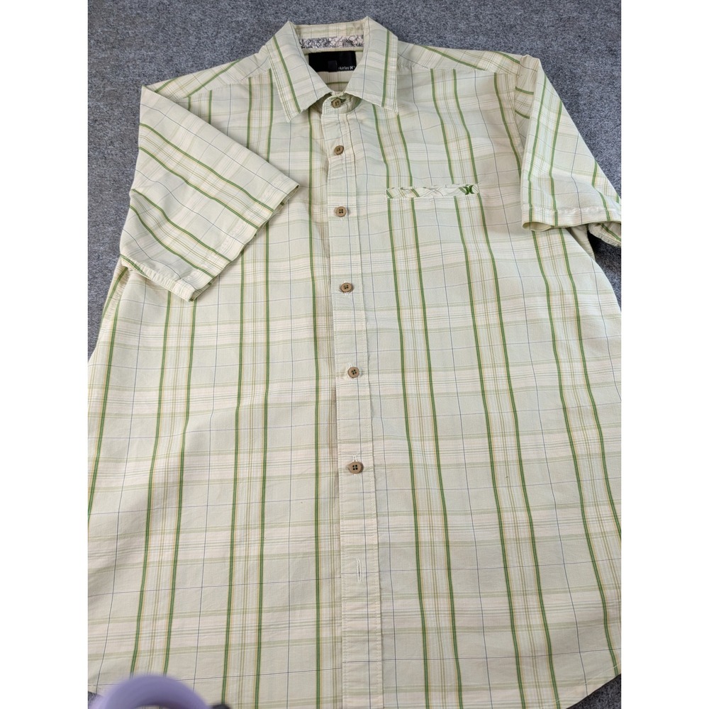 Hurley Mens Short Sleeve Button Down Plaid Shirt Green Tan Medium
